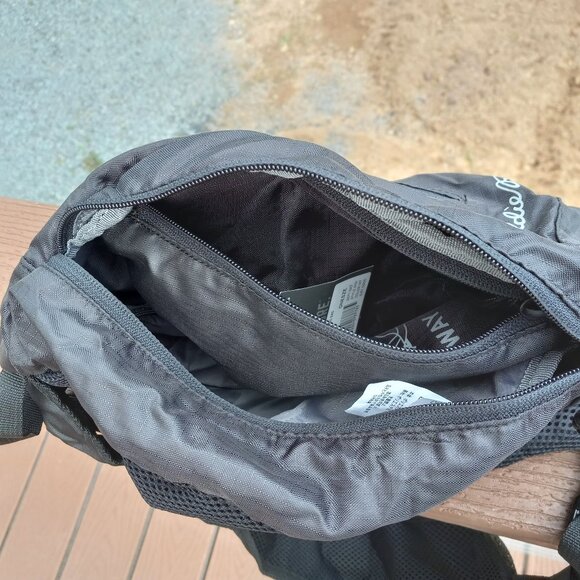 NWT Eddie Bauer Packable Slingbag Stowaway Slingbag - Picture 11 of 13